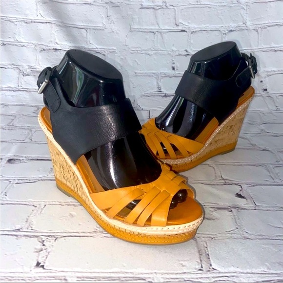 DV by Dolce Vita Jaslyn Two Tone Black Brown Cork
Wedge Sandal Size 7.5 - Picture 6 of 9